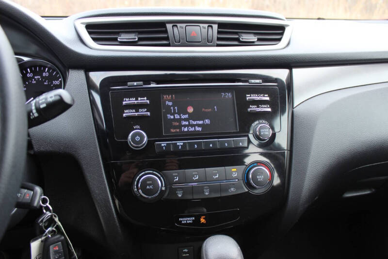 2016 Nissan Rogue S