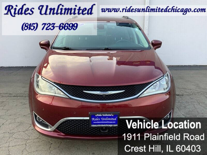 2017 Chrysler Pacifica Touring-L Plus