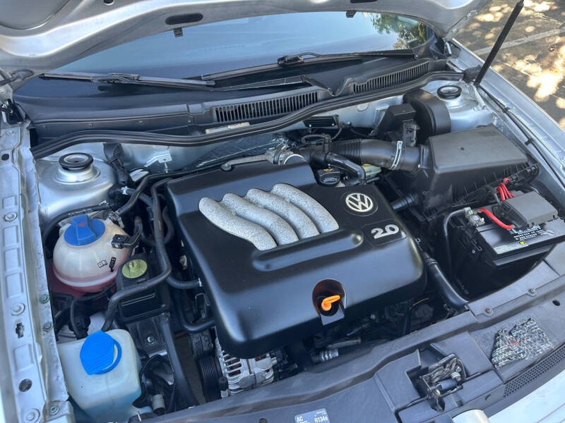 2004 Volkswagen Golf GL