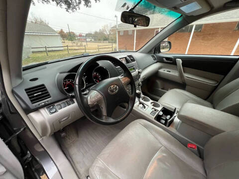 2010 Toyota Highlander SE