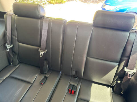 2012 Cadillac Escalade Luxury