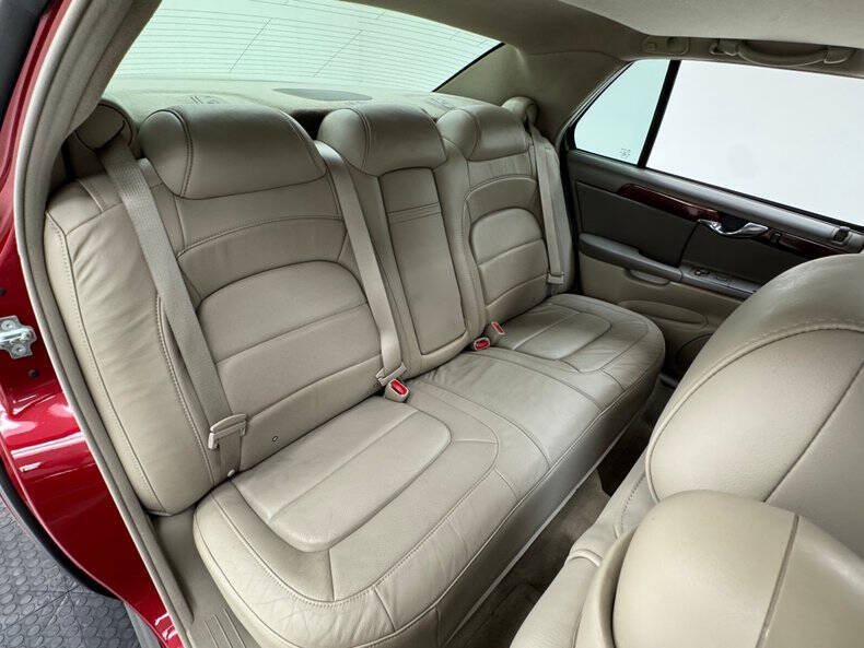 2004 Cadillac DeVille