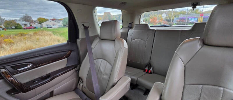 2016 GMC Acadia Denali