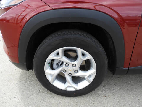 2025 Chevrolet Trax LS
