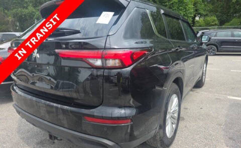2024 Mitsubishi Outlander ES