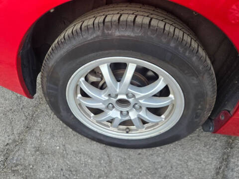 2012 Toyota Prius v Three