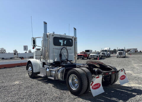 2024 Peterbilt 389