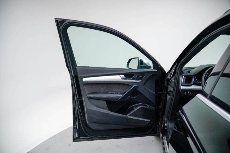 2020 Audi SQ5 3.0T quattro Premium Plus