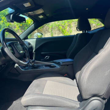 2019 Dodge Challenger SXT