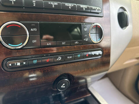 2014 Ford Expedition EL XLT