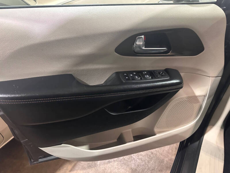 2019 Chrysler Pacifica Touring L