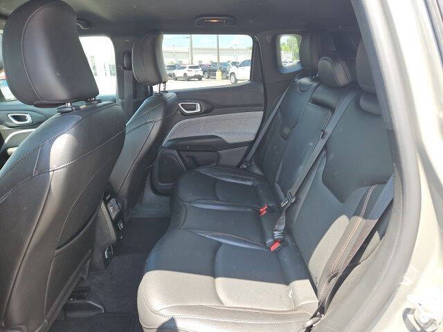 2023 Jeep Compass Latitude Lux