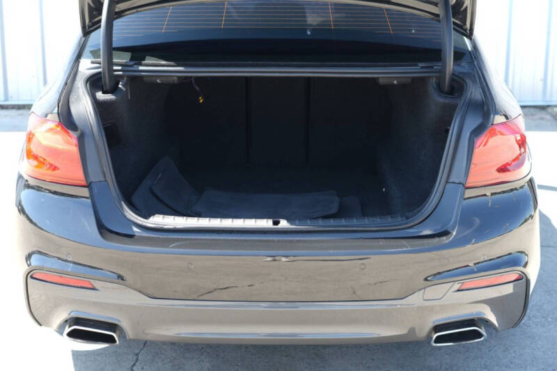 2017 BMW 5 Series 540i