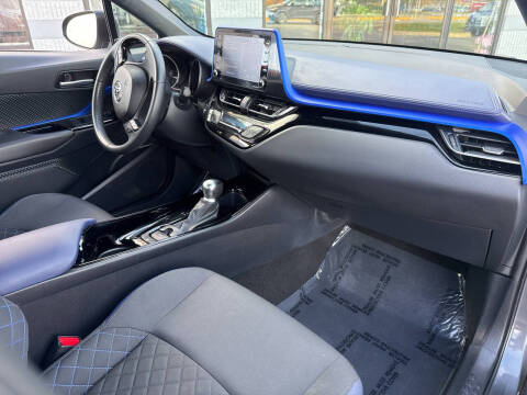 2021 Toyota C-HR XLE