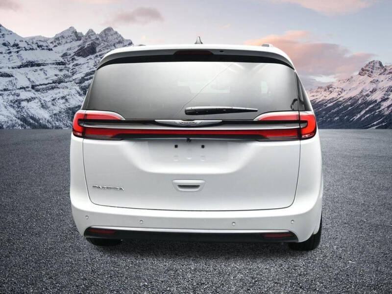 2026 Chrysler Pacifica Pinnacle