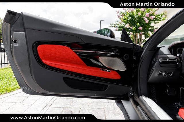 2024 Aston Martin DB12 V8