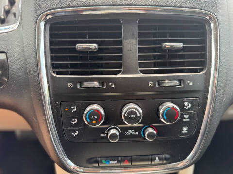 2016 Dodge Grand Caravan SXT