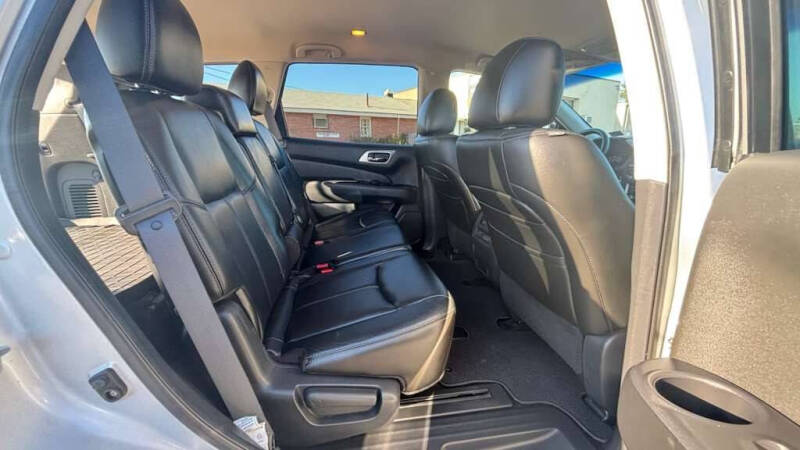 2013 Nissan Pathfinder SL