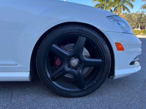 2011 Mercedes-Benz S-Class S 550