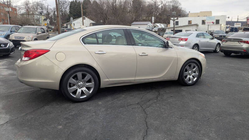 2012 Buick Regal Premium 1