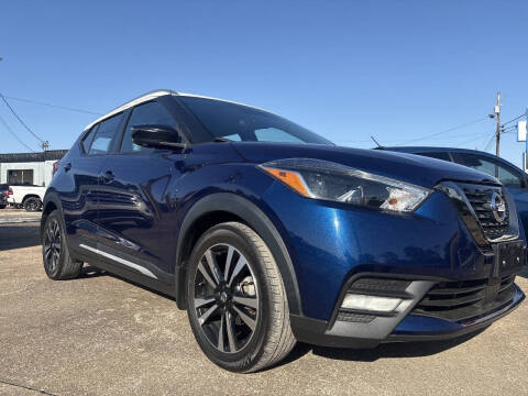 2020 Nissan Kicks SR