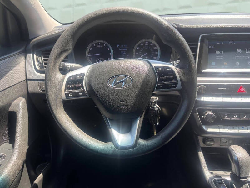2019 Hyundai Sonata SE