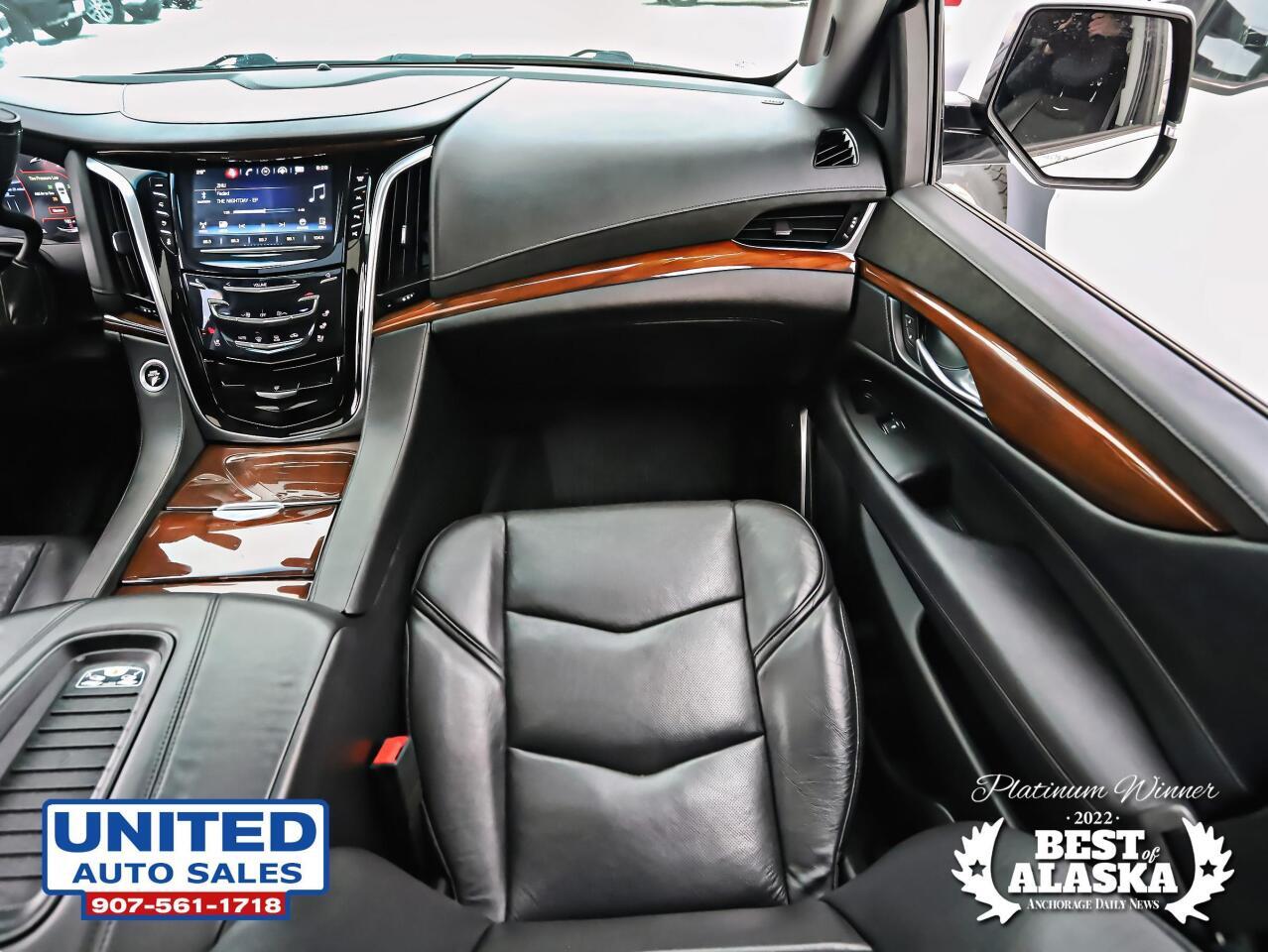 2018 Cadillac Escalade Luxury 4x4 4dr SUV 62