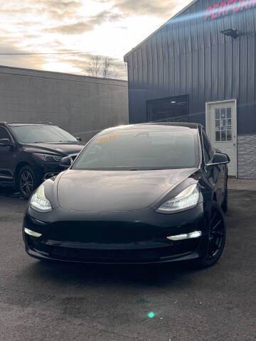 2019 Tesla Model 3 Standard Range Plus
