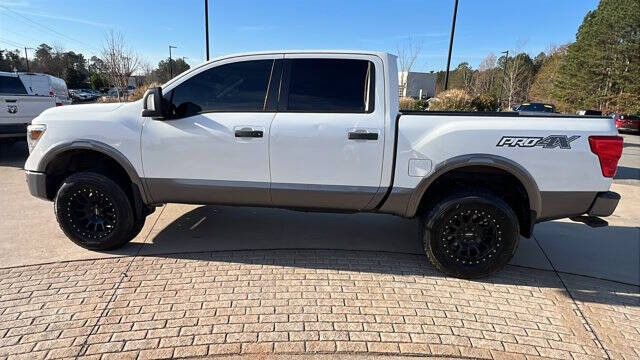 2019 Nissan Titan PRO-4X