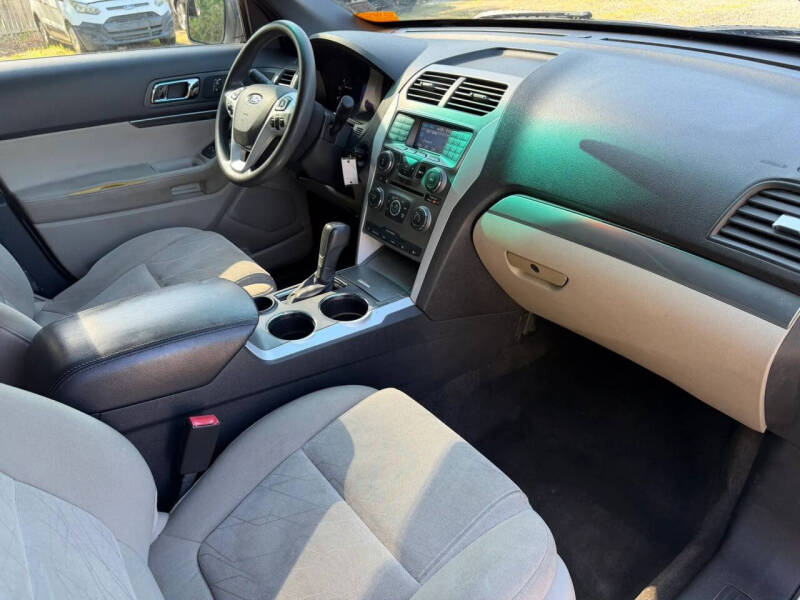 2013 Ford Explorer