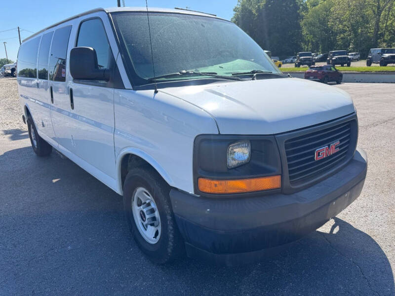 2017 GMC Savana LS 3500