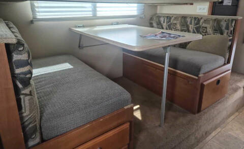 2009 Lance 971