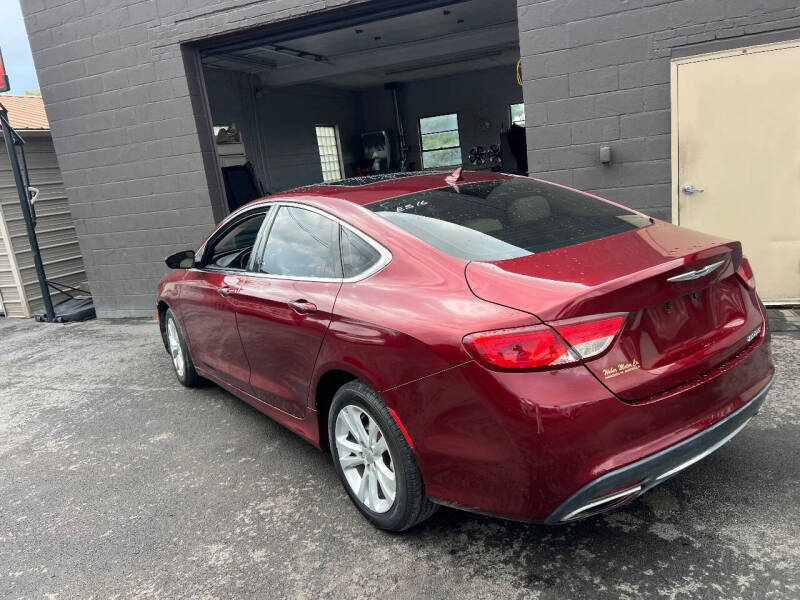 2015 Chrysler 200 C
