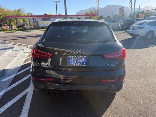2016 Audi Q3 2.0T quattro Prestige