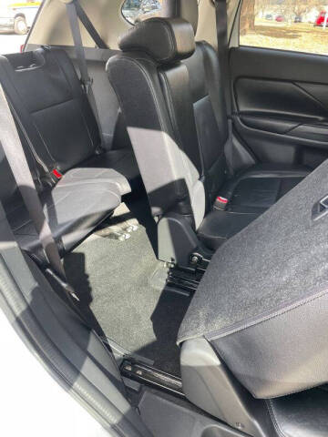 2016 Mitsubishi Outlander