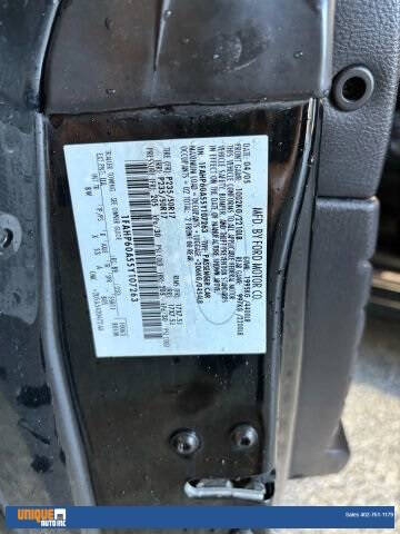 2005 Ford Thunderbird Deluxe