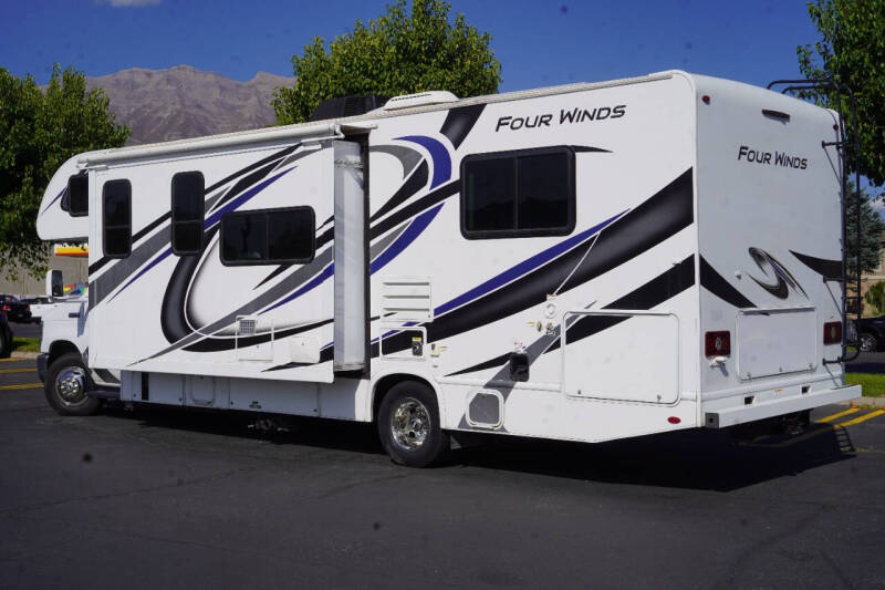 2021 Thor Motor Coach Four Winds