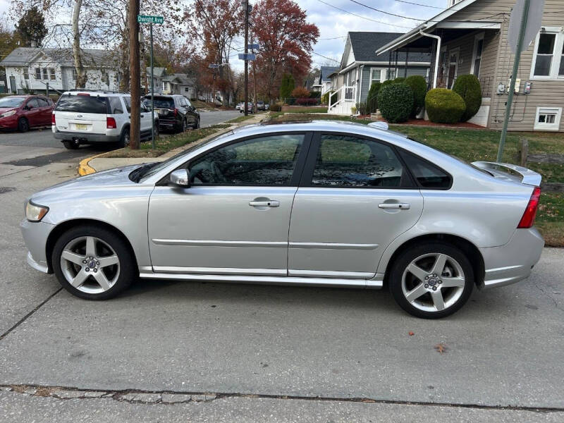 2010 Volvo S40 T5 R-Design
