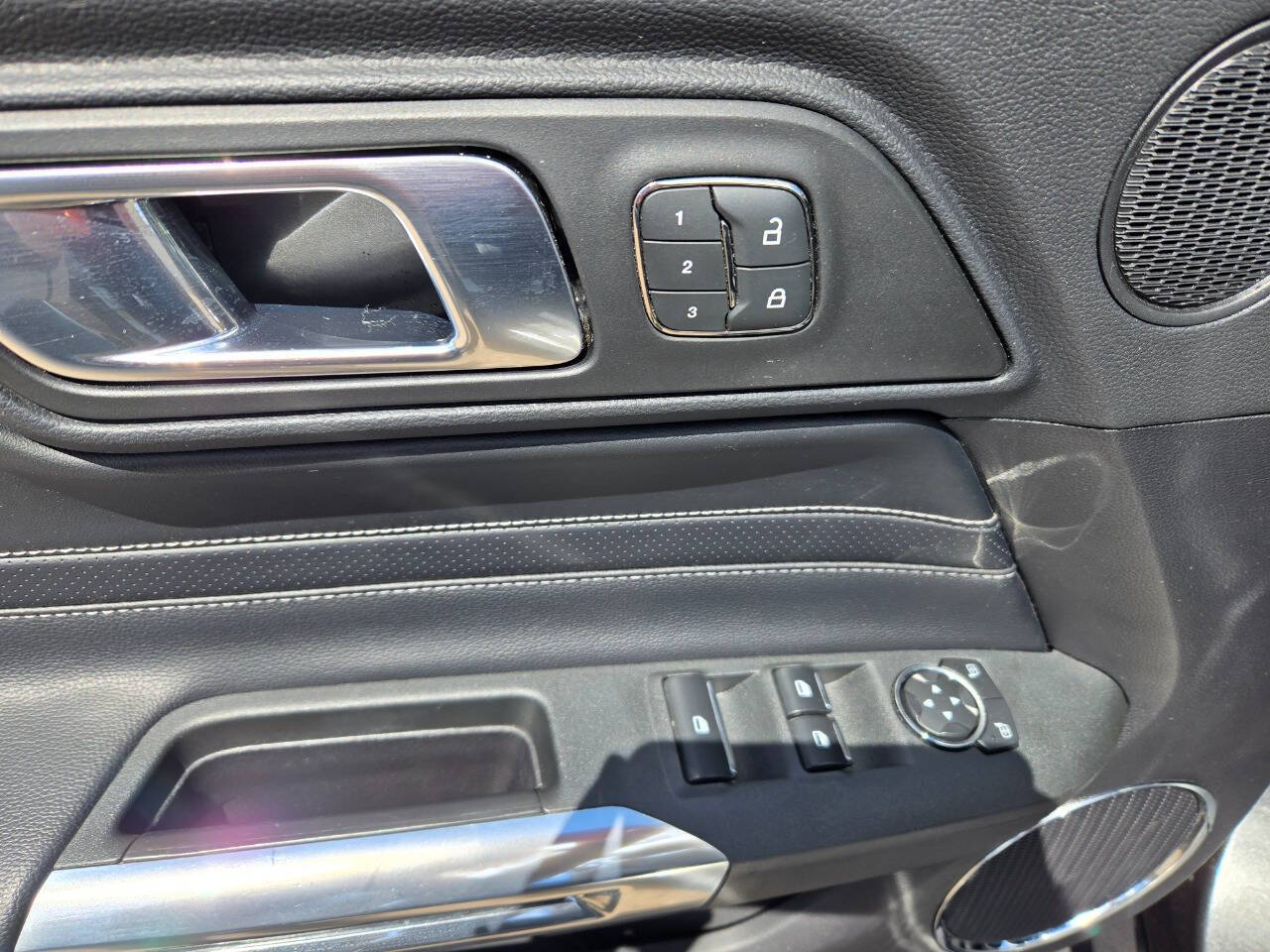 2019 Ford Mustang 110