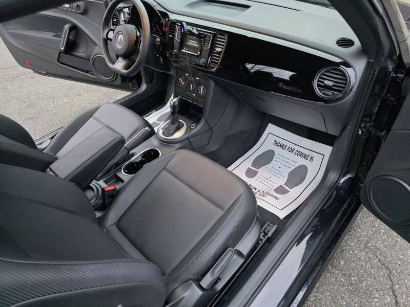 2016 Volkswagen Beetle 1.8T Classic PZEV