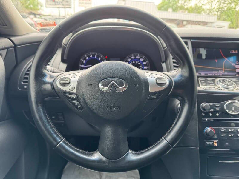2012 Infiniti FX35