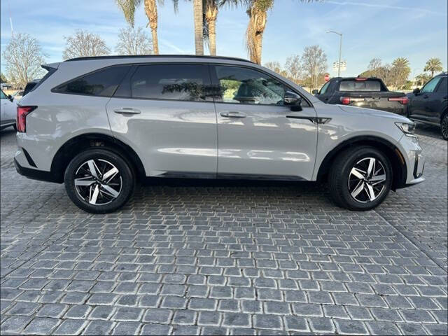 2023 Kia Sorento EX