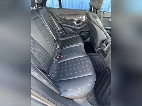 2017 Mercedes-Benz E-Class E 300 4MATIC