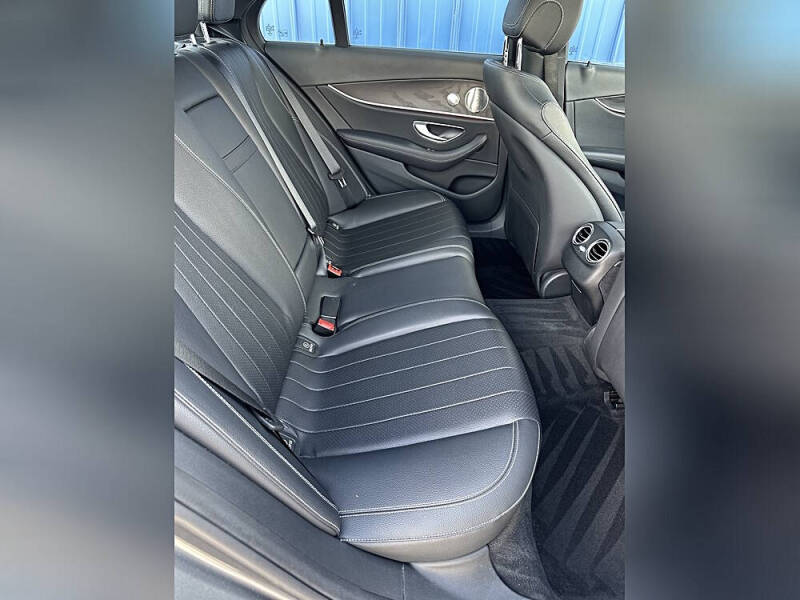 2017 Mercedes-Benz E-Class E 300 4MATIC