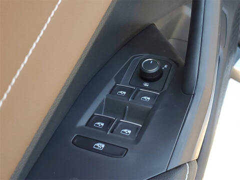 2025 Volkswagen Jetta SEL