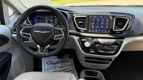 2020 Chrysler Pacifica Touring L Plus