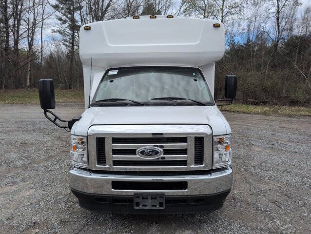 2025 Ford E-Series