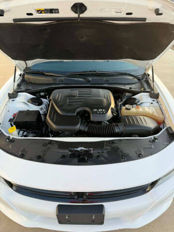 2015 Dodge Charger SXT