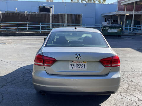 2013 Volkswagen Passat S PZEV