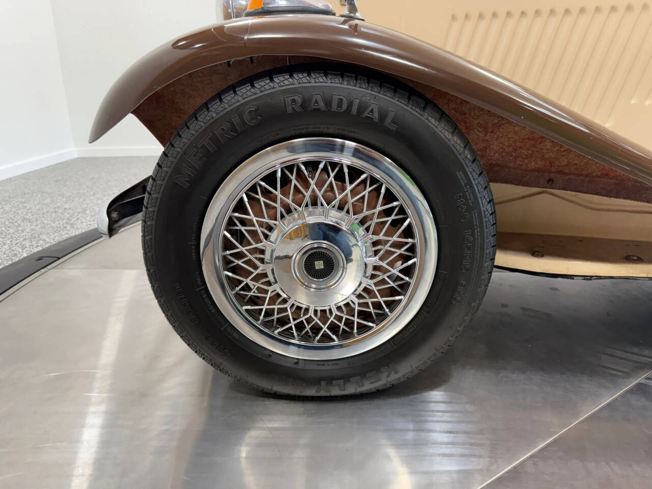 2011 Sp Constr MG Replica 25